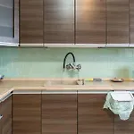 Apartment Guest Spots By Bookinghost *