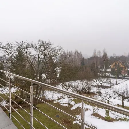 Guest Spots By Bookinghost *