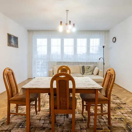 Guest Spots By Bookinghost Apartment