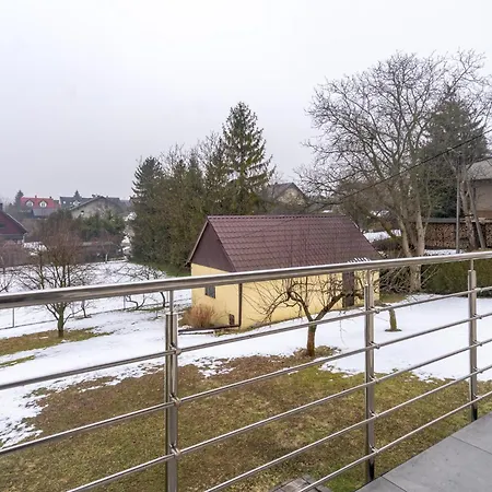 Guest Spots By Bookinghost Apartment *