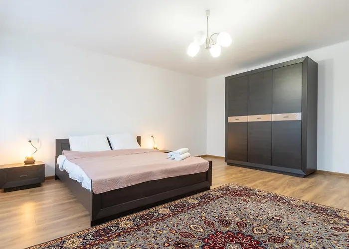 Guest Spots By Bookinghost *