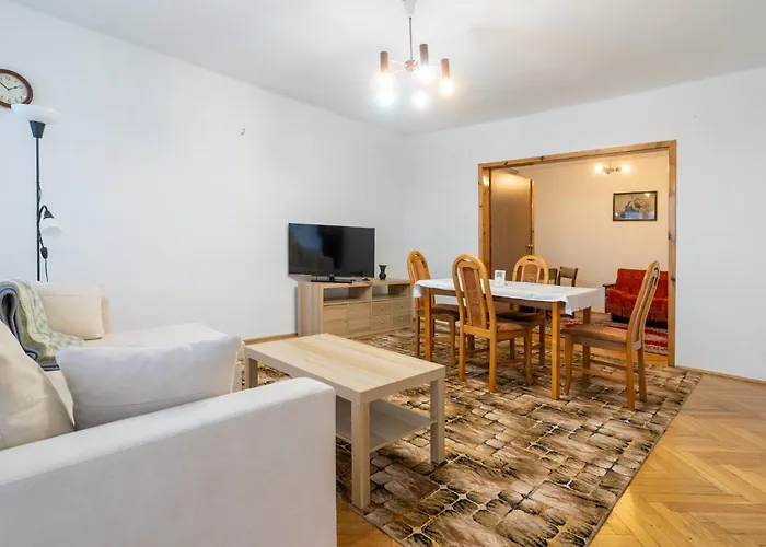 Апартаменты Guest Spots By Bookinghost